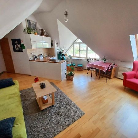 Artist Apartment Banska Bystrica Ngoại thất bức ảnh