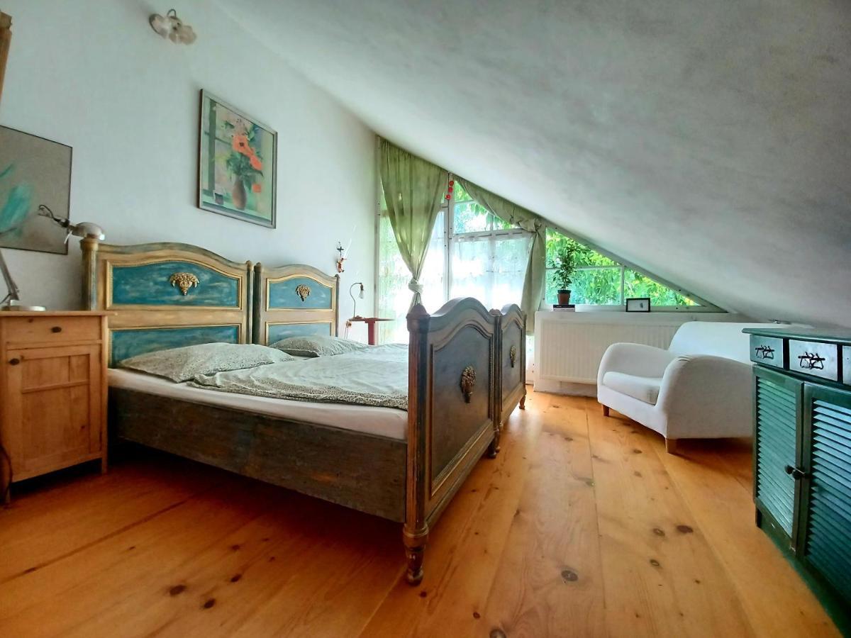 Artist Apartment Banska Bystrica Ngoại thất bức ảnh