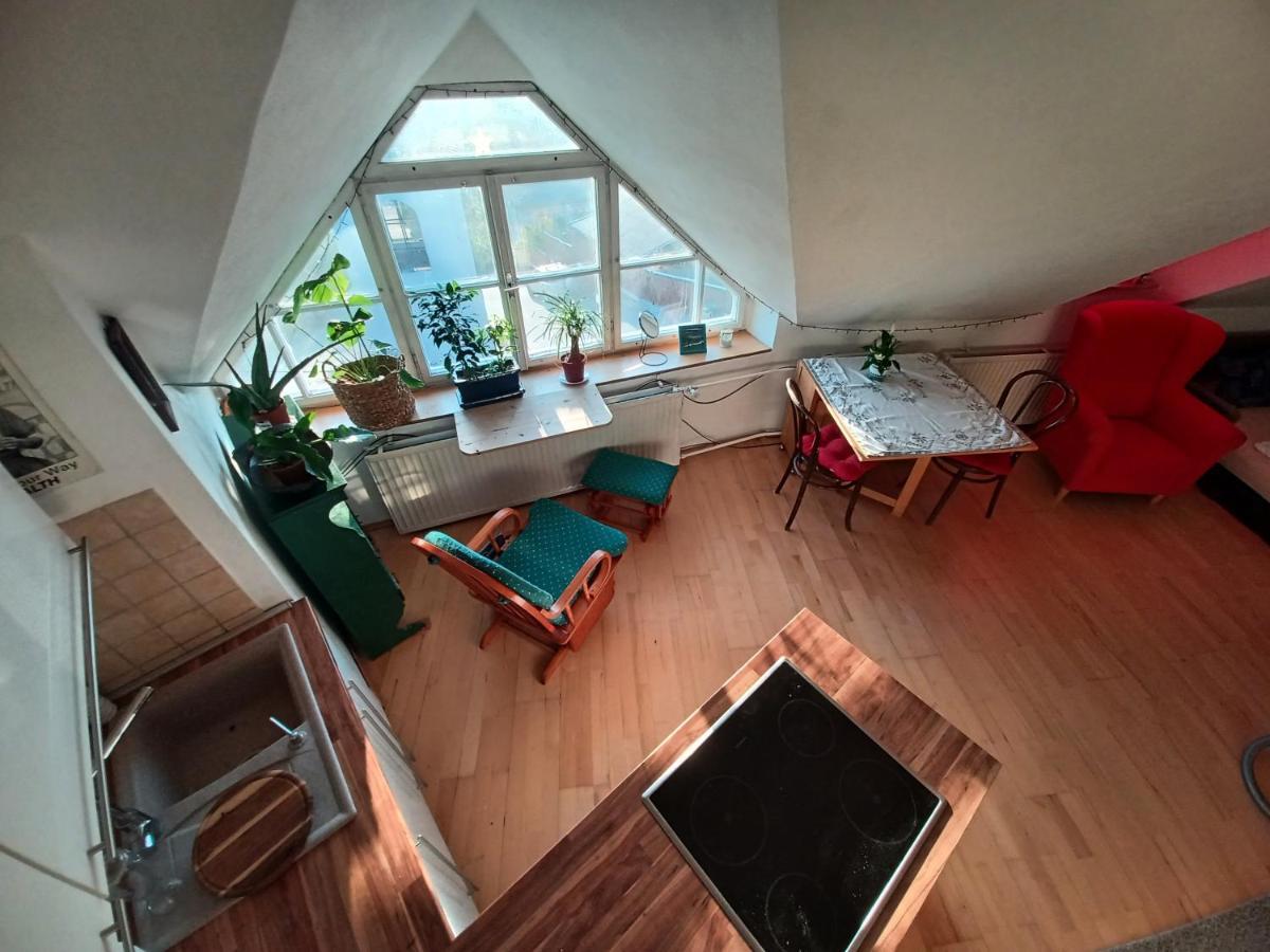 Artist Apartment Banska Bystrica Ngoại thất bức ảnh